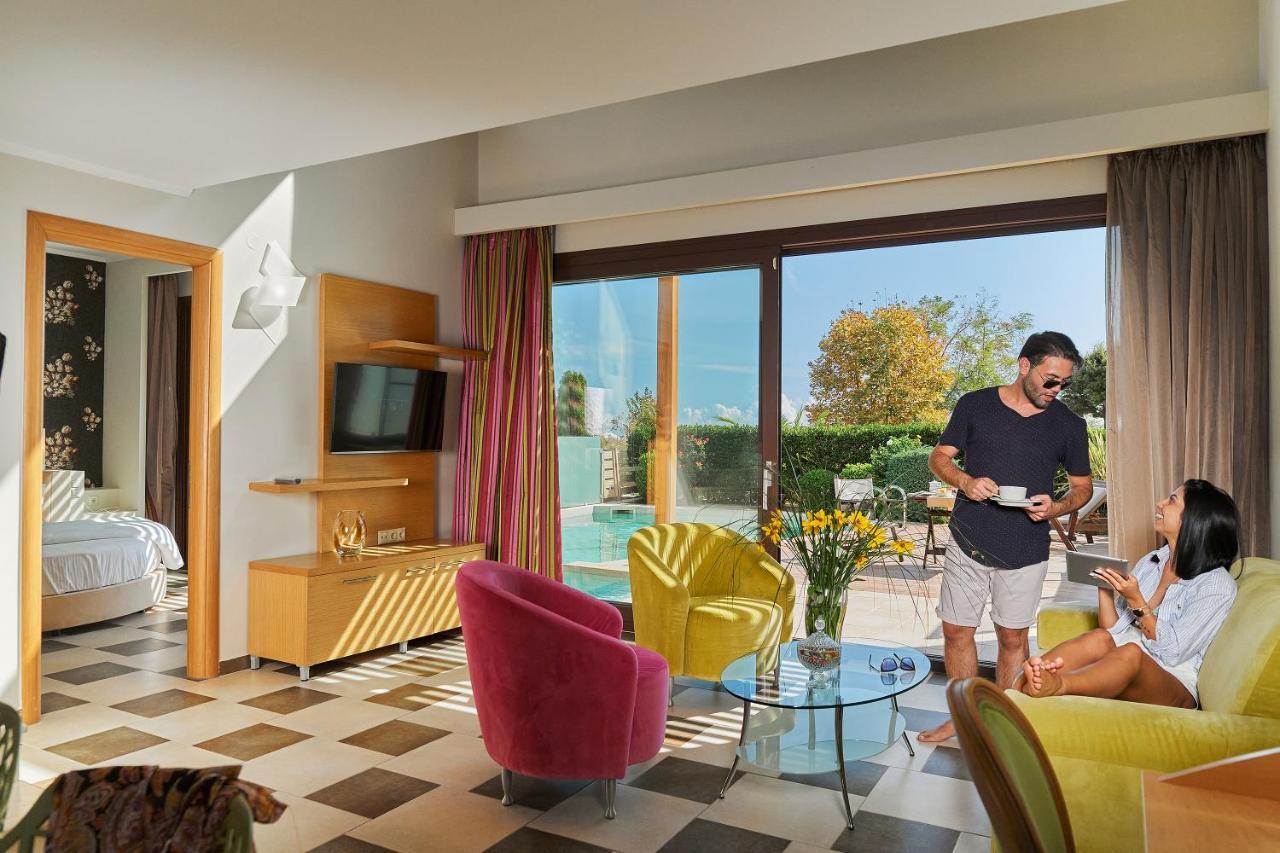Alexandra Golden Boutique Hotel-Adults Only クリッシ・アモウディア エクステリア 写真