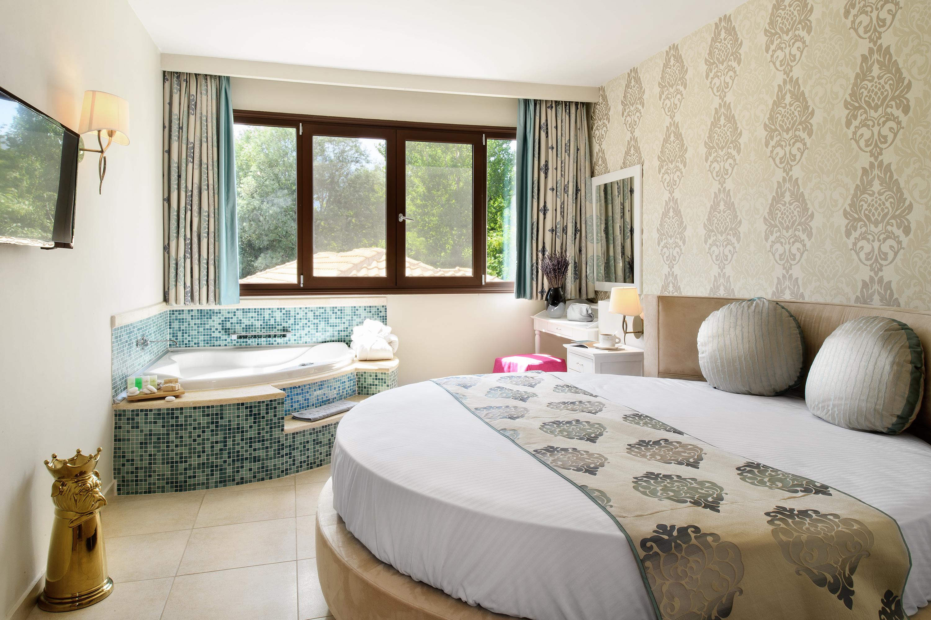 Alexandra Golden Boutique Hotel-Adults Only クリッシ・アモウディア エクステリア 写真