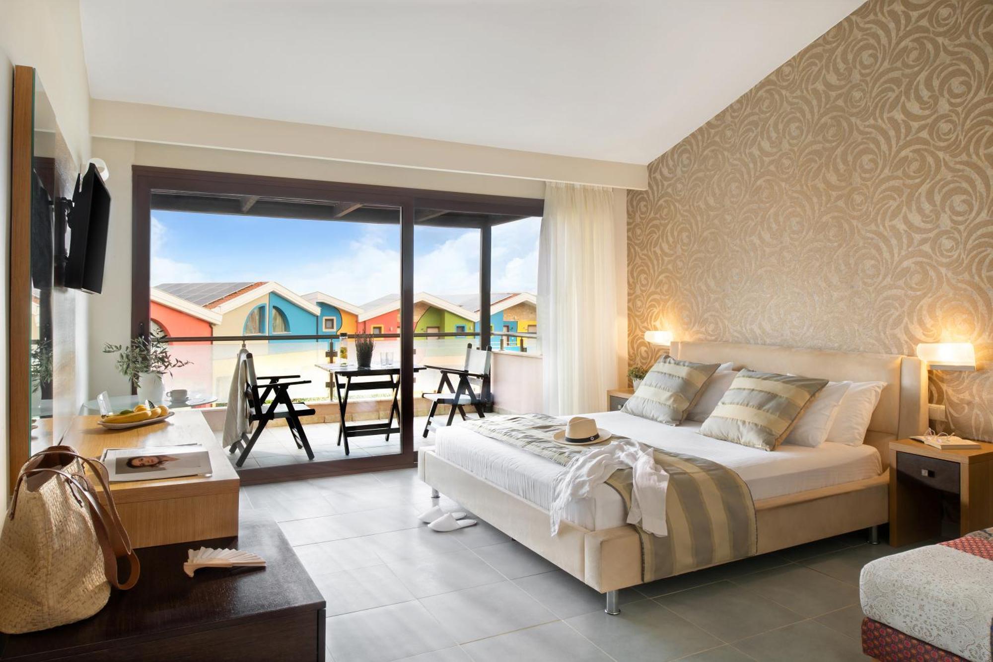 Alexandra Golden Boutique Hotel-Adults Only クリッシ・アモウディア エクステリア 写真